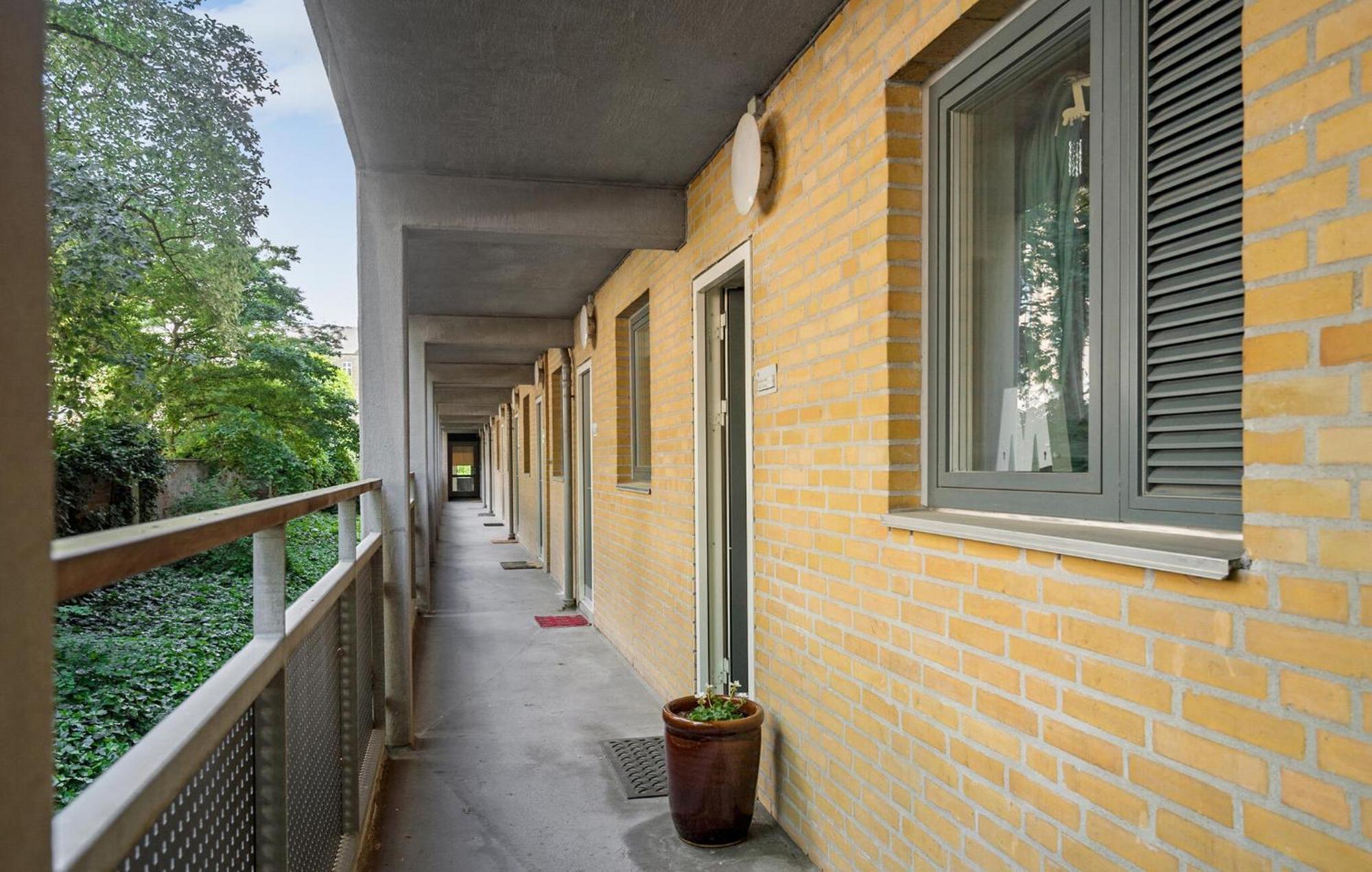 1 Bedroom Pet Friendly In Frederiksberg C Lägenhet *